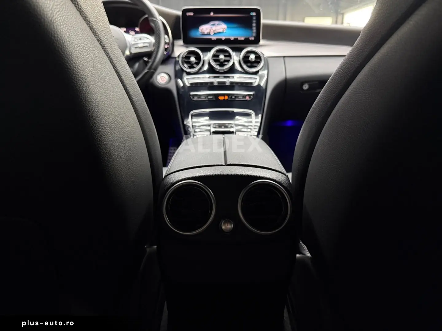 MERCEDES-BENZ C 220d 4MATIC AMG BURMESTER COMAND LED DIST