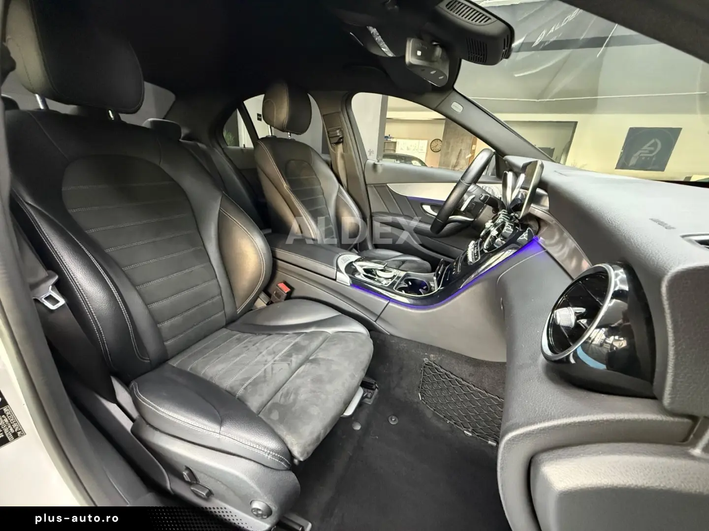 MERCEDES-BENZ C 220d 4MATIC AMG BURMESTER COMAND LED DIST