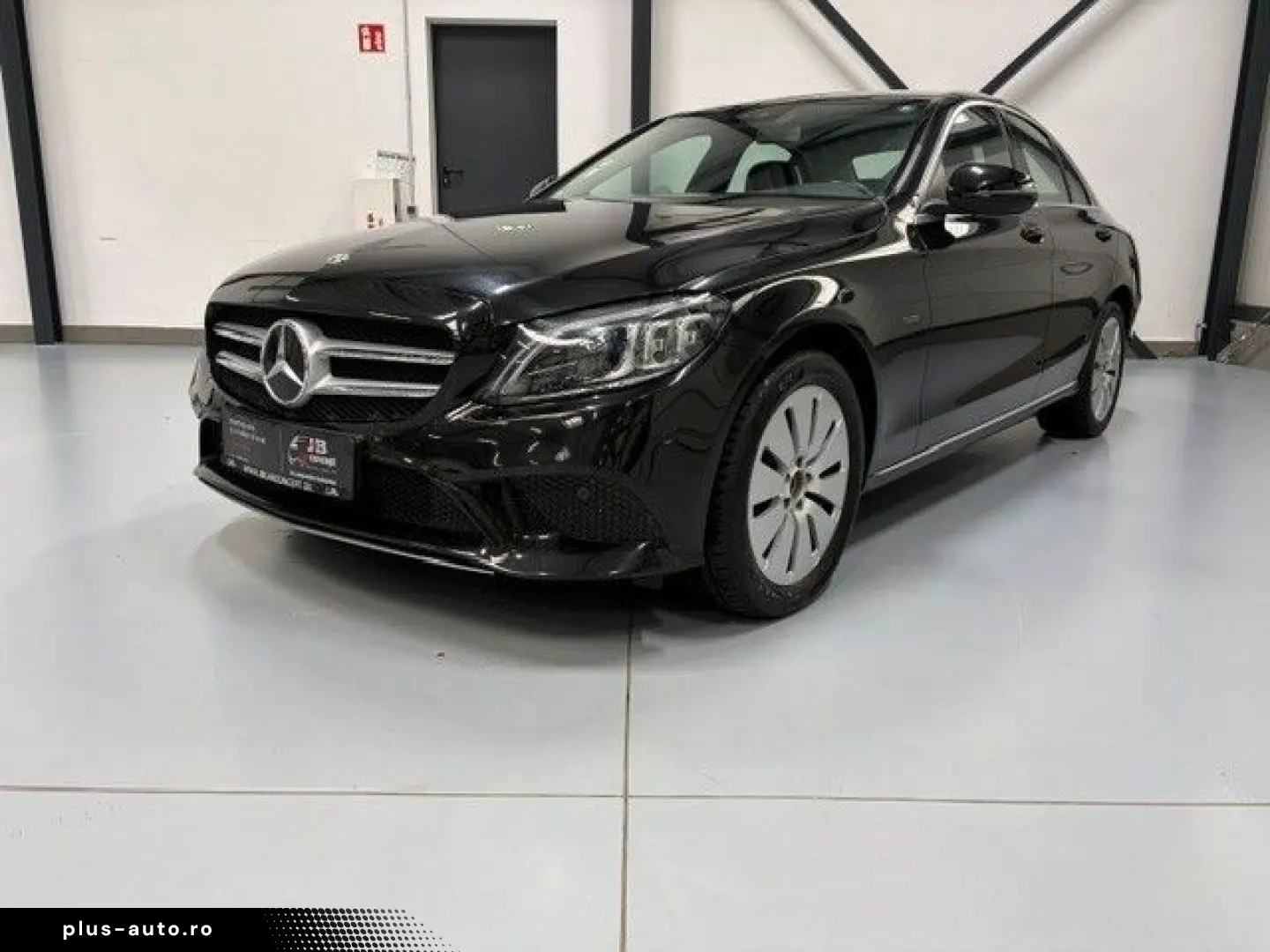 MERCEDES-BENZ C 300 e - LED  Sitzheizung  Klimaautomatik