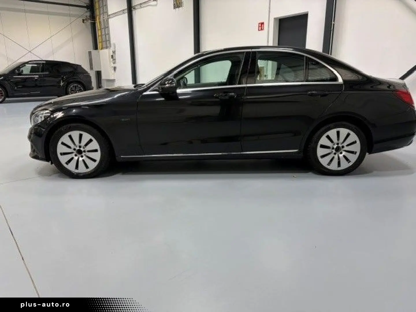 MERCEDES-BENZ C 300 e - LED  Sitzheizung  Klimaautomatik