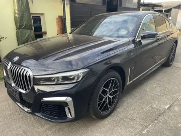 BMW 730 d xDrive Alcantara Head-Up Soft-Close Nappa