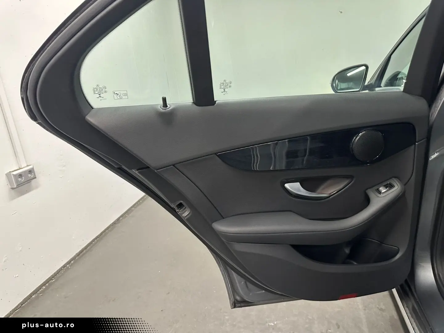 MERCEDES-BENZ C 200 d LIMO SH NAVI TEMPO KLIMA LED