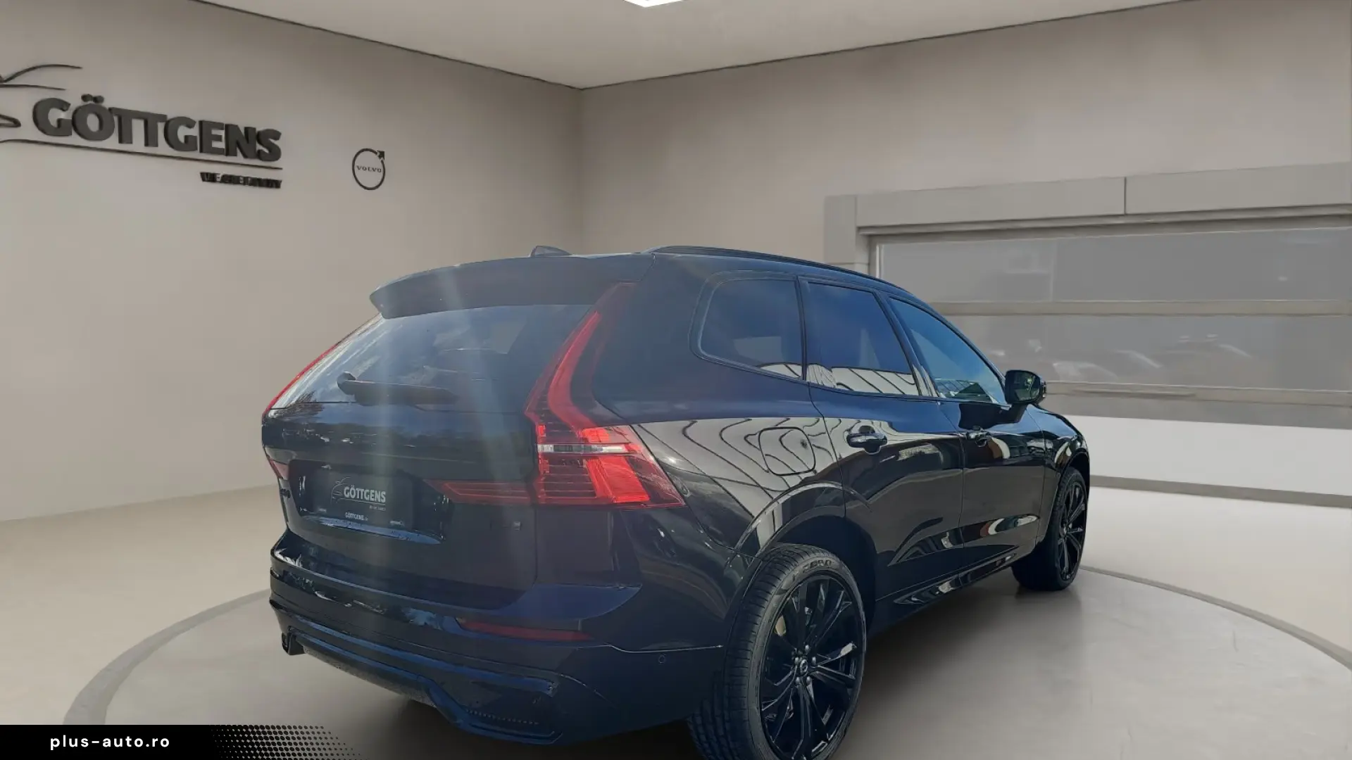 Volvo XC60 T8 AWD Plus Black Edition HARMAN KARDON