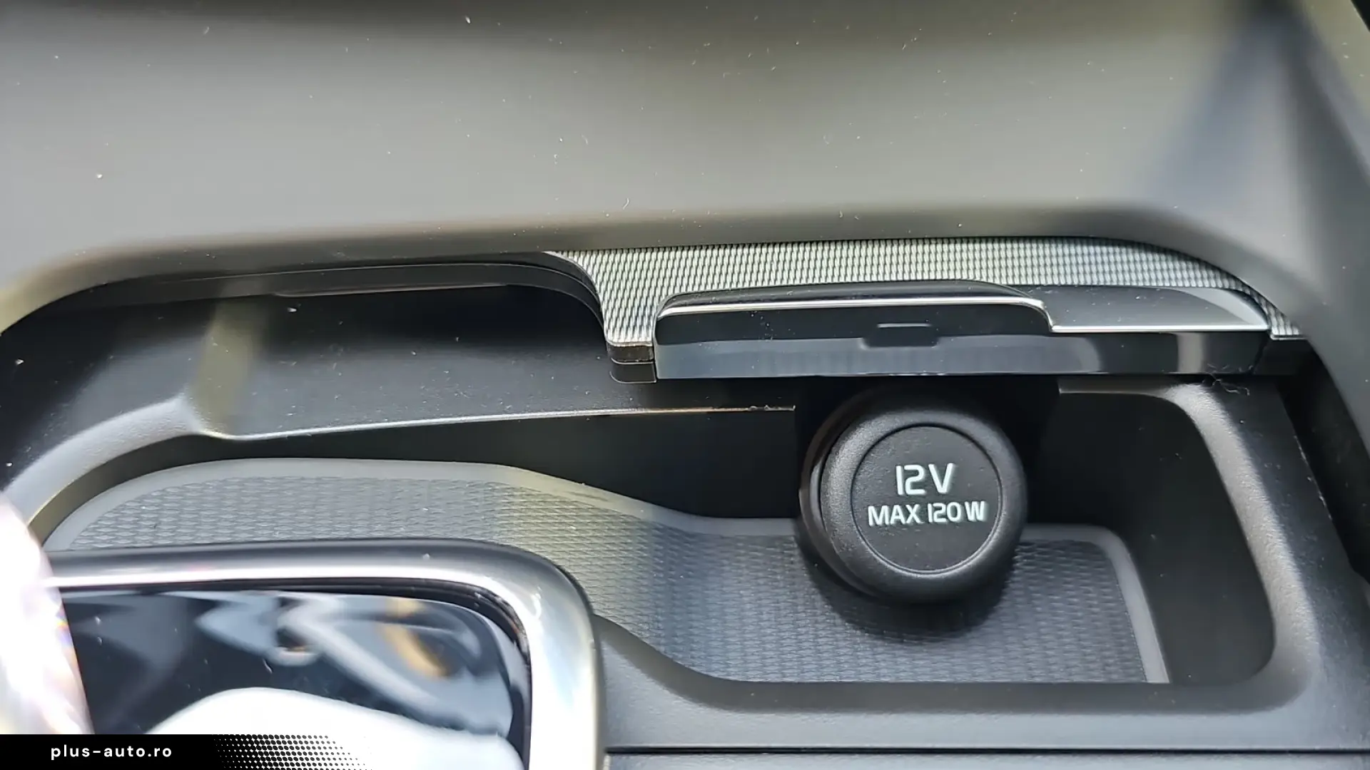Volvo XC60 T8 AWD Plus Black Edition HARMAN KARDON