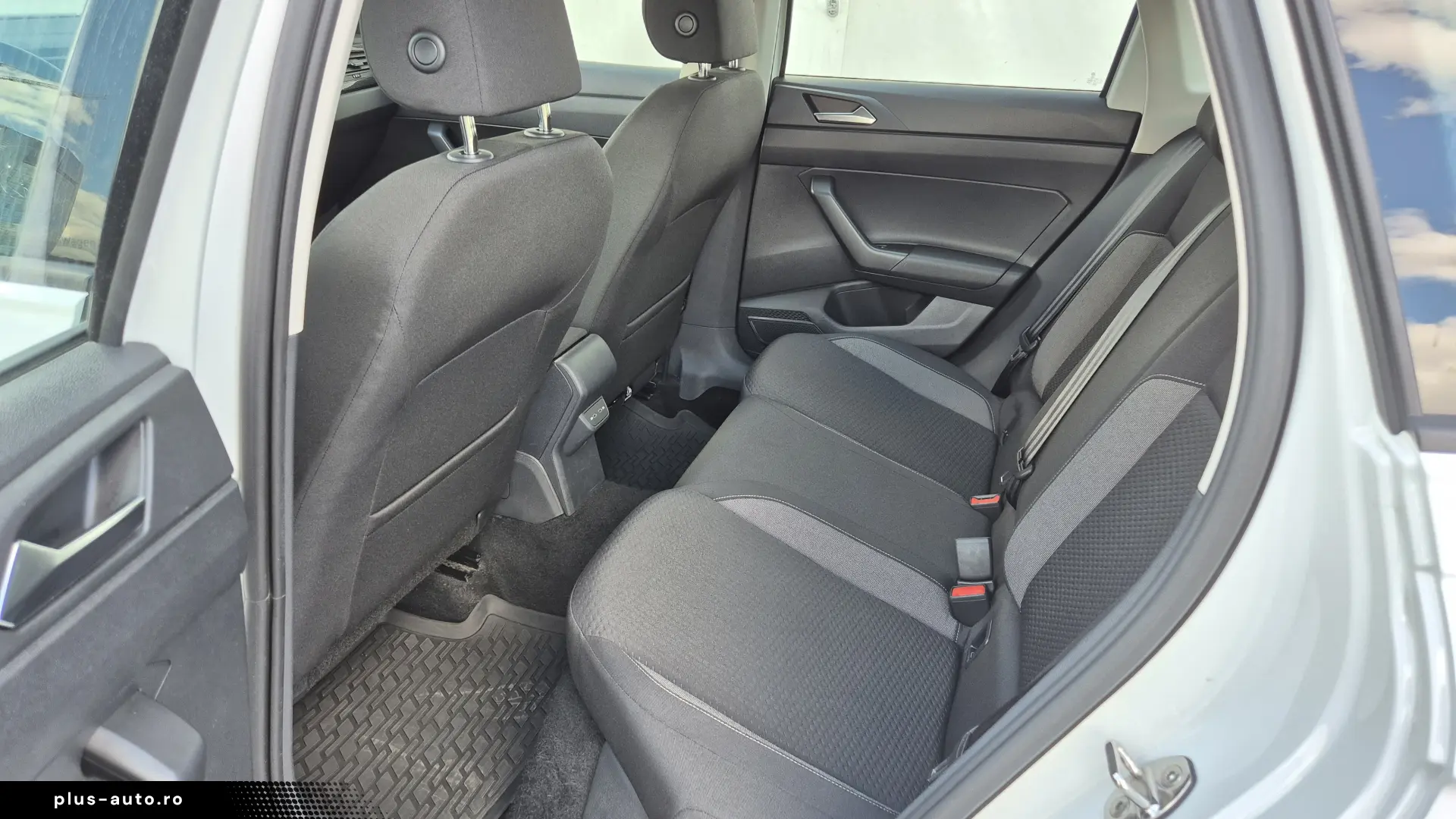 Volkswagen Taigo 1.0 TSI DSG Life