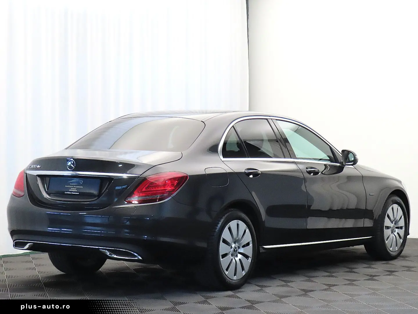 MERCEDES-BENZ C 300 DE Limousine Avantgarde  AHK   LED