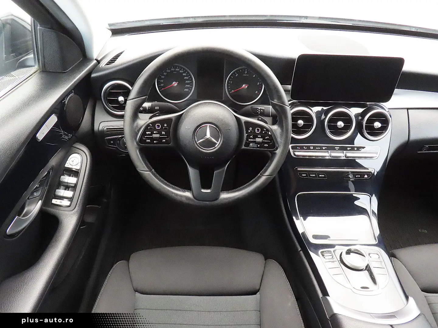 MERCEDES-BENZ C 300 DE Limousine Avantgarde  AHK   LED