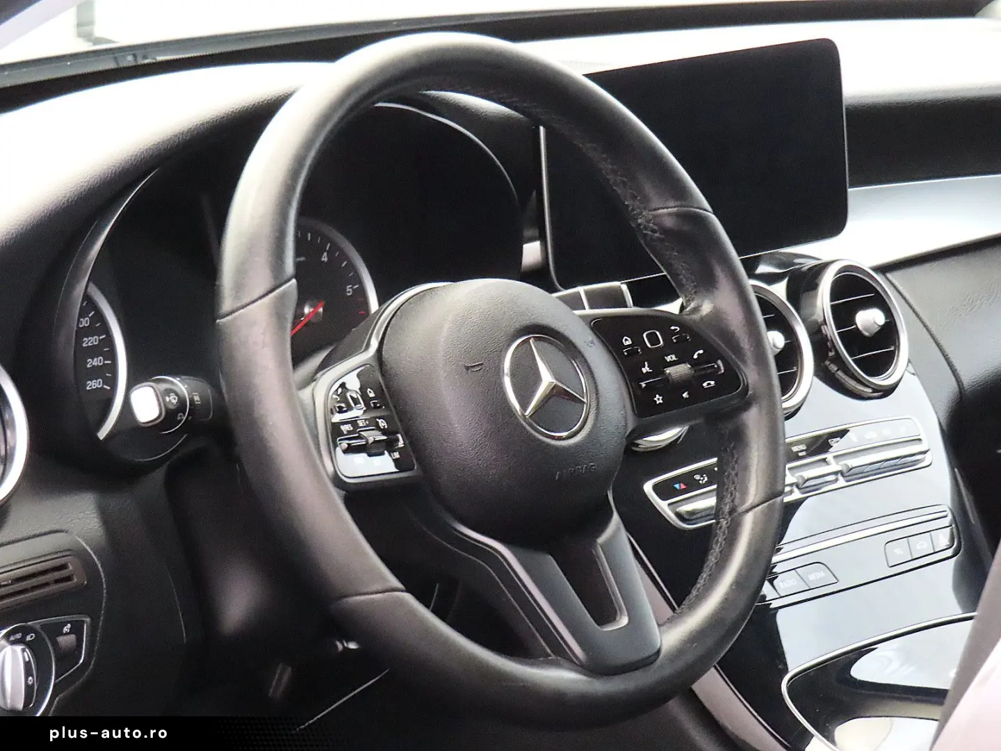 MERCEDES-BENZ C 300 DE Limousine Avantgarde  AHK   LED