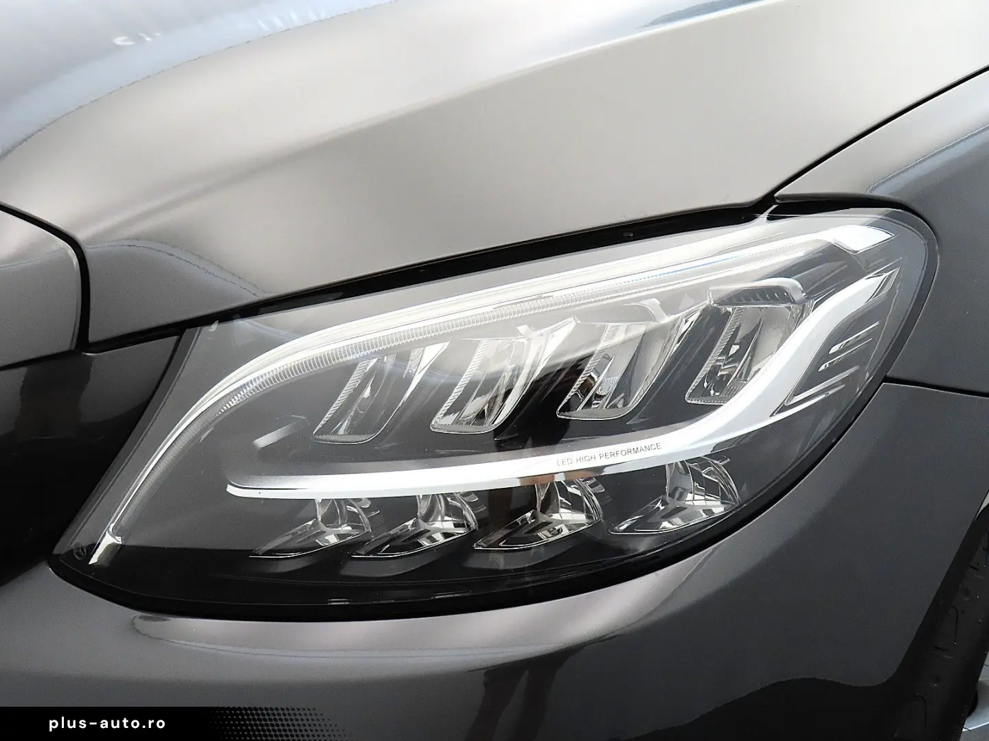 MERCEDES-BENZ C 300 DE Limousine Avantgarde  AHK   LED