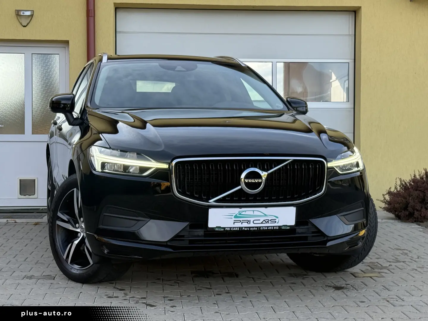 VOLVO XC 60 B4 - 2.0d   197cp   Aut.   4WD 4x4