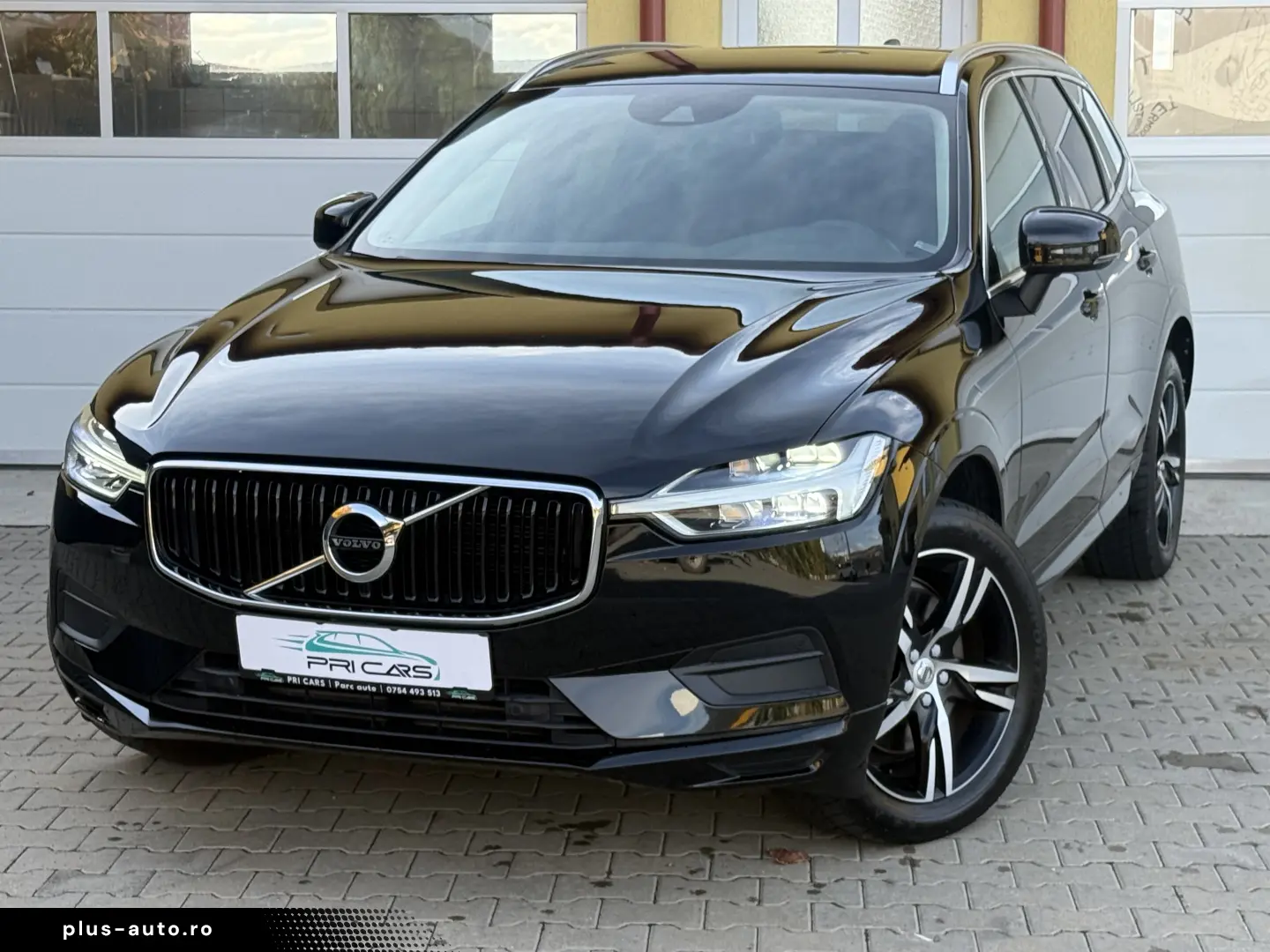 VOLVO XC 60 B4 - 2.0d   197cp   Aut.   4WD 4x4