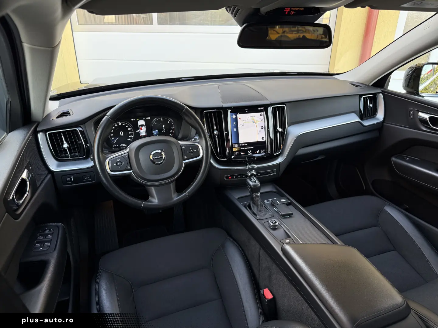 VOLVO XC 60 B4 - 2.0d   197cp   Aut.   4WD 4x4
