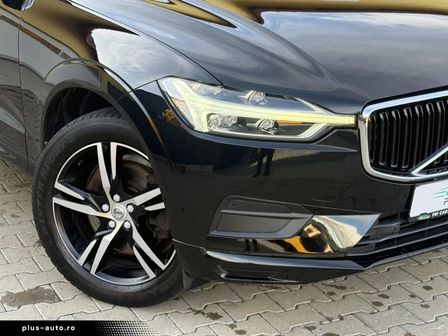 VOLVO XC 60 B4 - 2.0d   197cp   Aut.   4WD 4x4