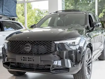 Volvo XC90 T8 Recharge AWD Ultra Black Edition