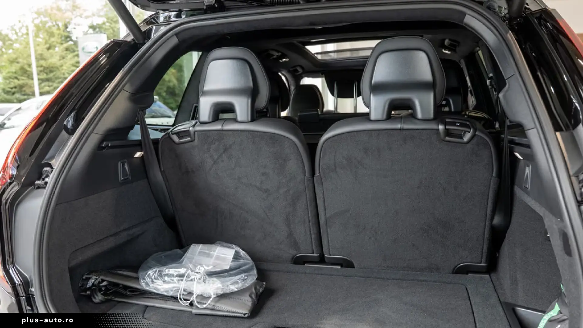 Volvo XC90 T8 Recharge AWD Ultra Black Edition