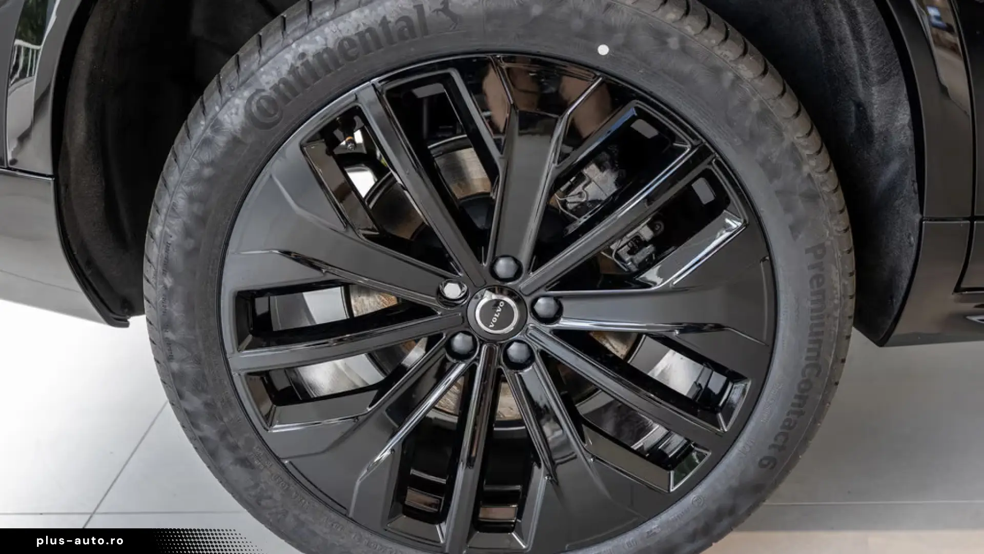 Volvo XC90 T8 Recharge AWD Ultra Black Edition