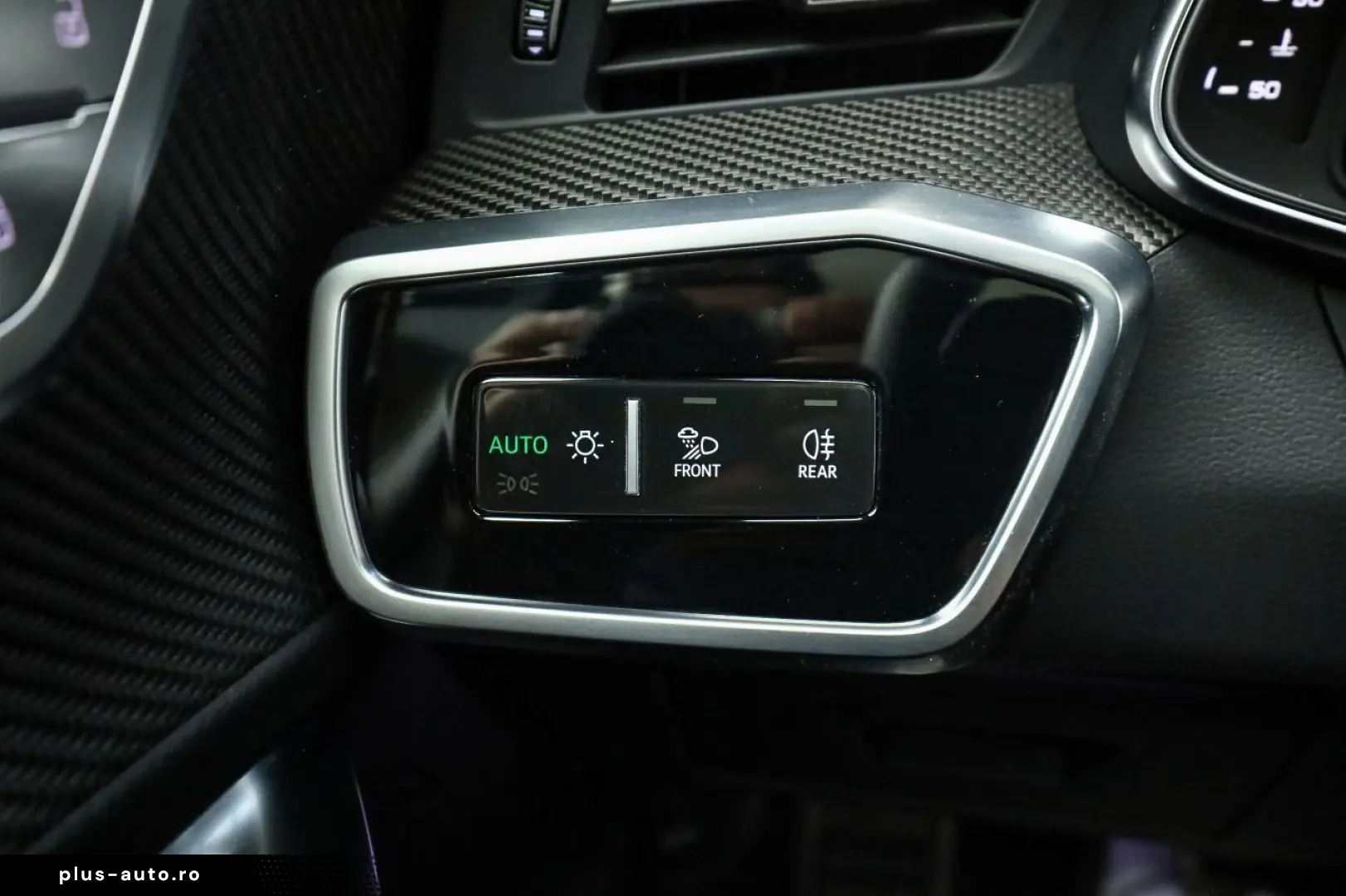 AUDI RS 6 Avant Dynamik Plus  Keramik  HUD  AHK  Pano