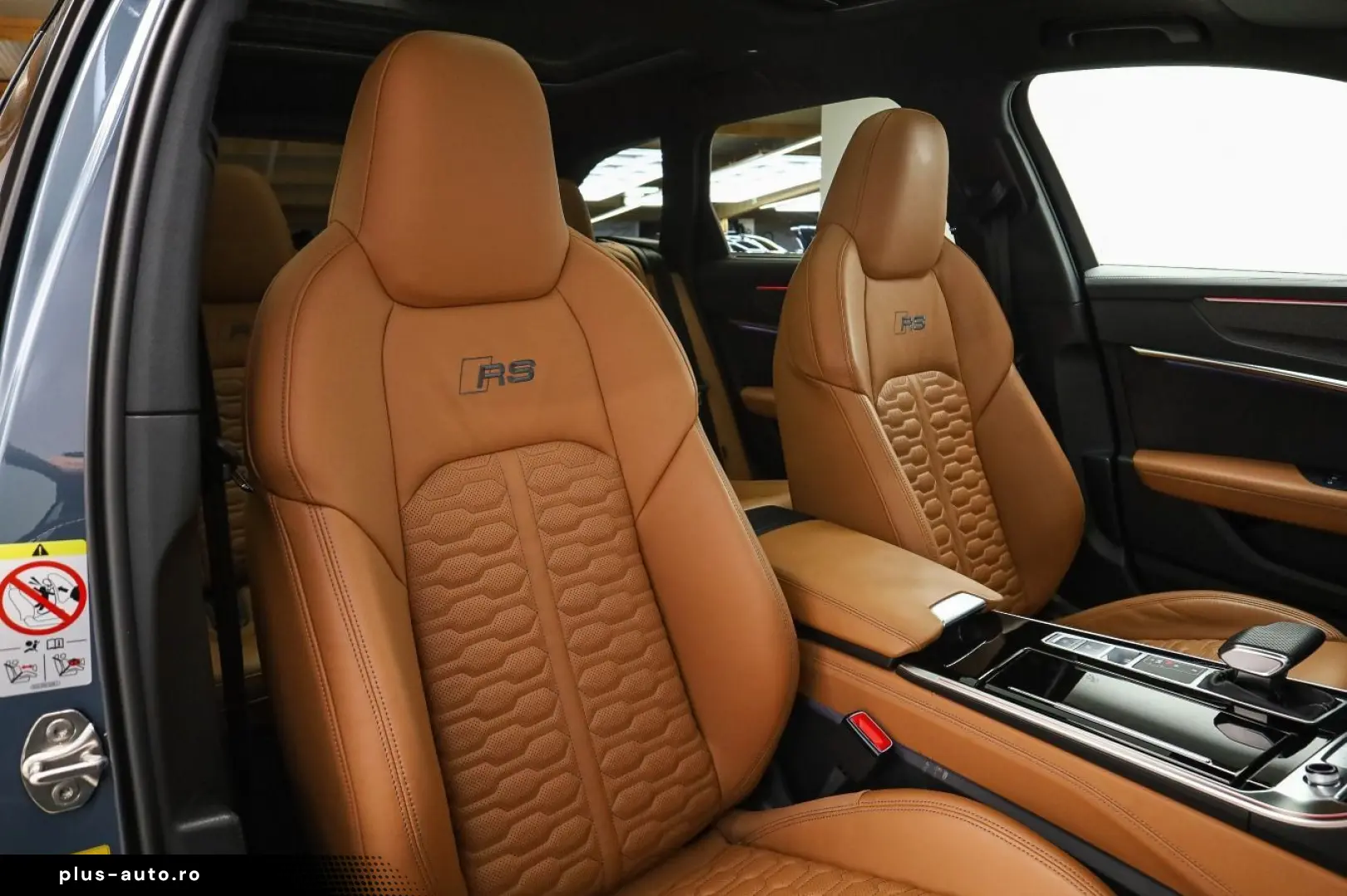 AUDI RS 6 Avant Dynamik Plus  Keramik  HUD  AHK  Pano
