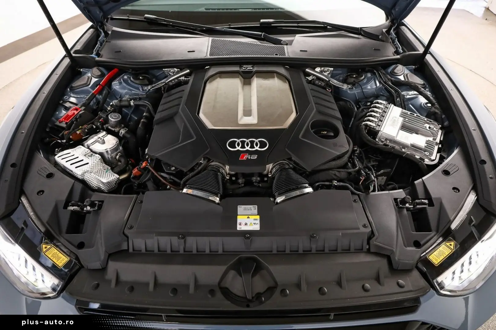 AUDI RS 6 Avant Dynamik Plus  Keramik  HUD  AHK  Pano
