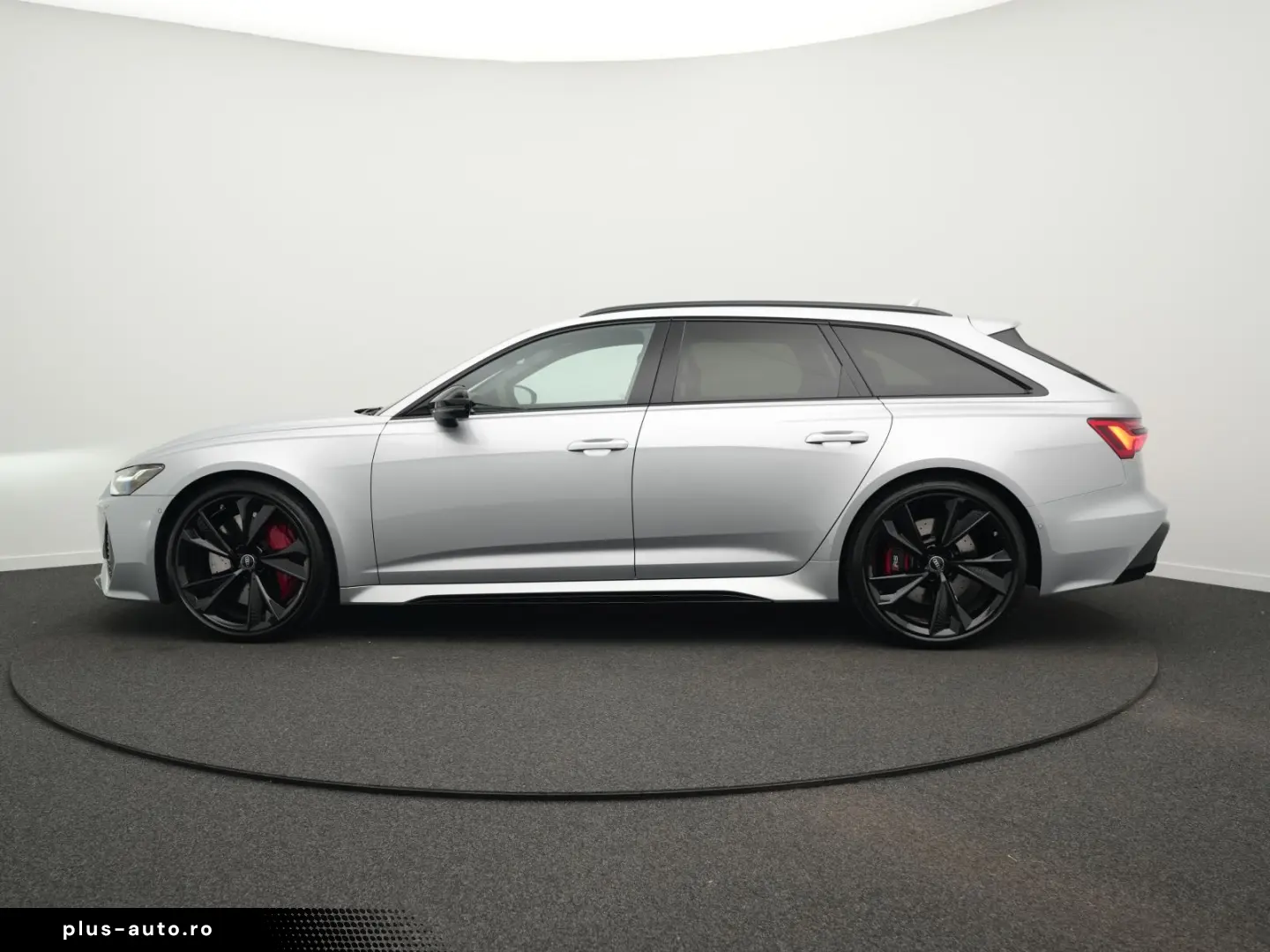 AUDI RS 6 Avant TFSI quattro  MATRIX StHz V-MAX 280