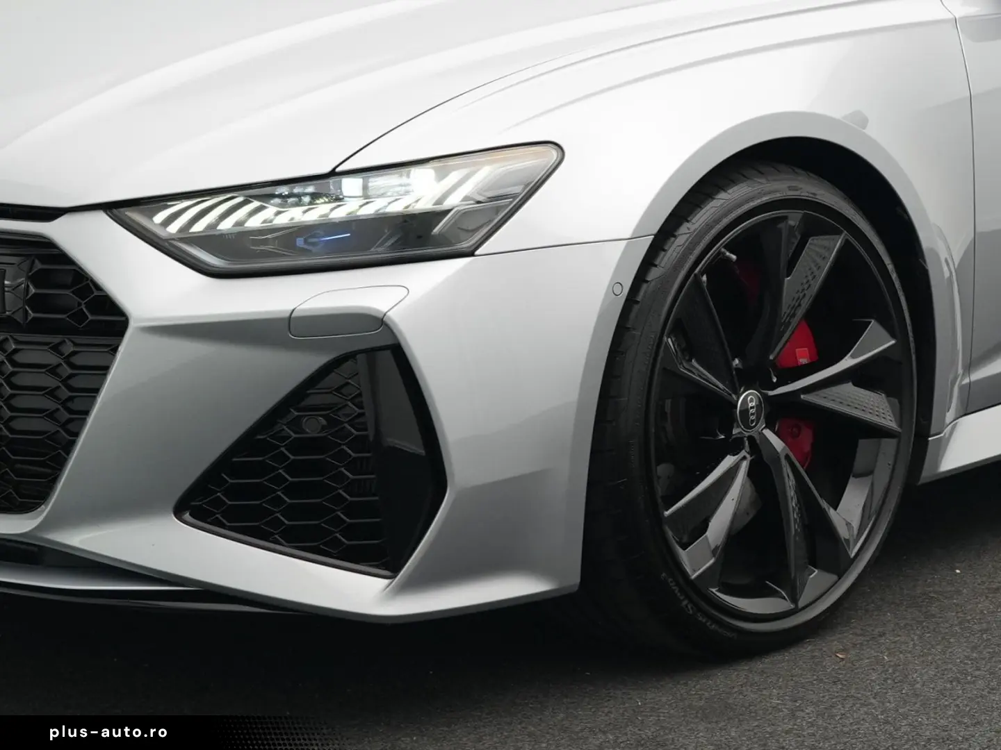 AUDI RS 6 Avant TFSI quattro  MATRIX StHz V-MAX 280