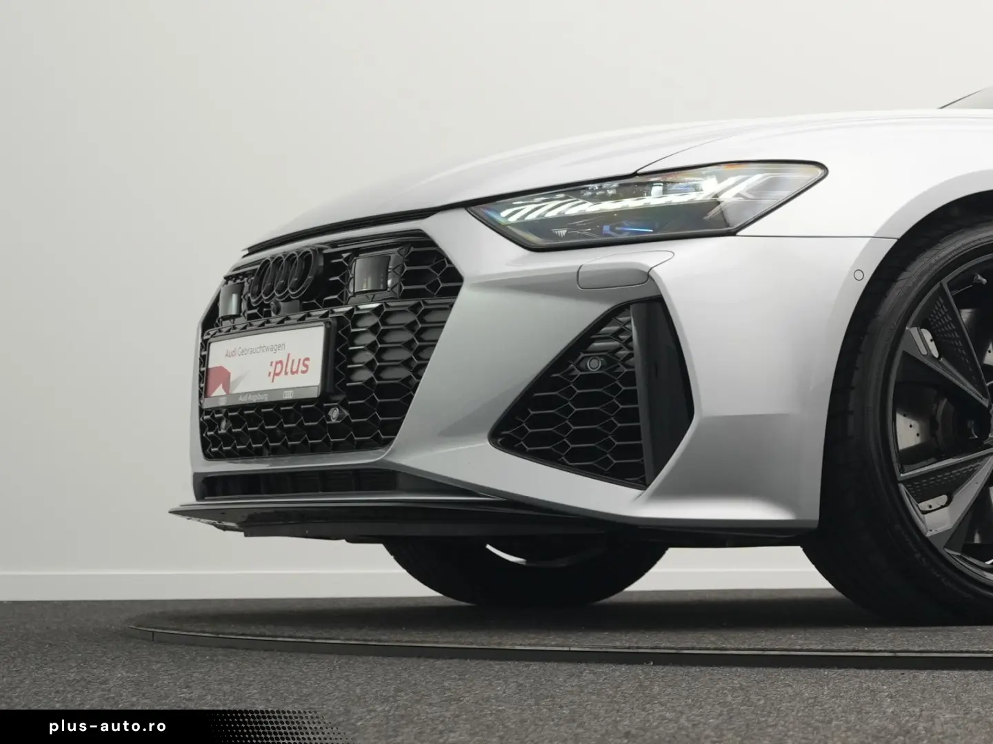 AUDI RS 6 Avant TFSI quattro  MATRIX StHz V-MAX 280