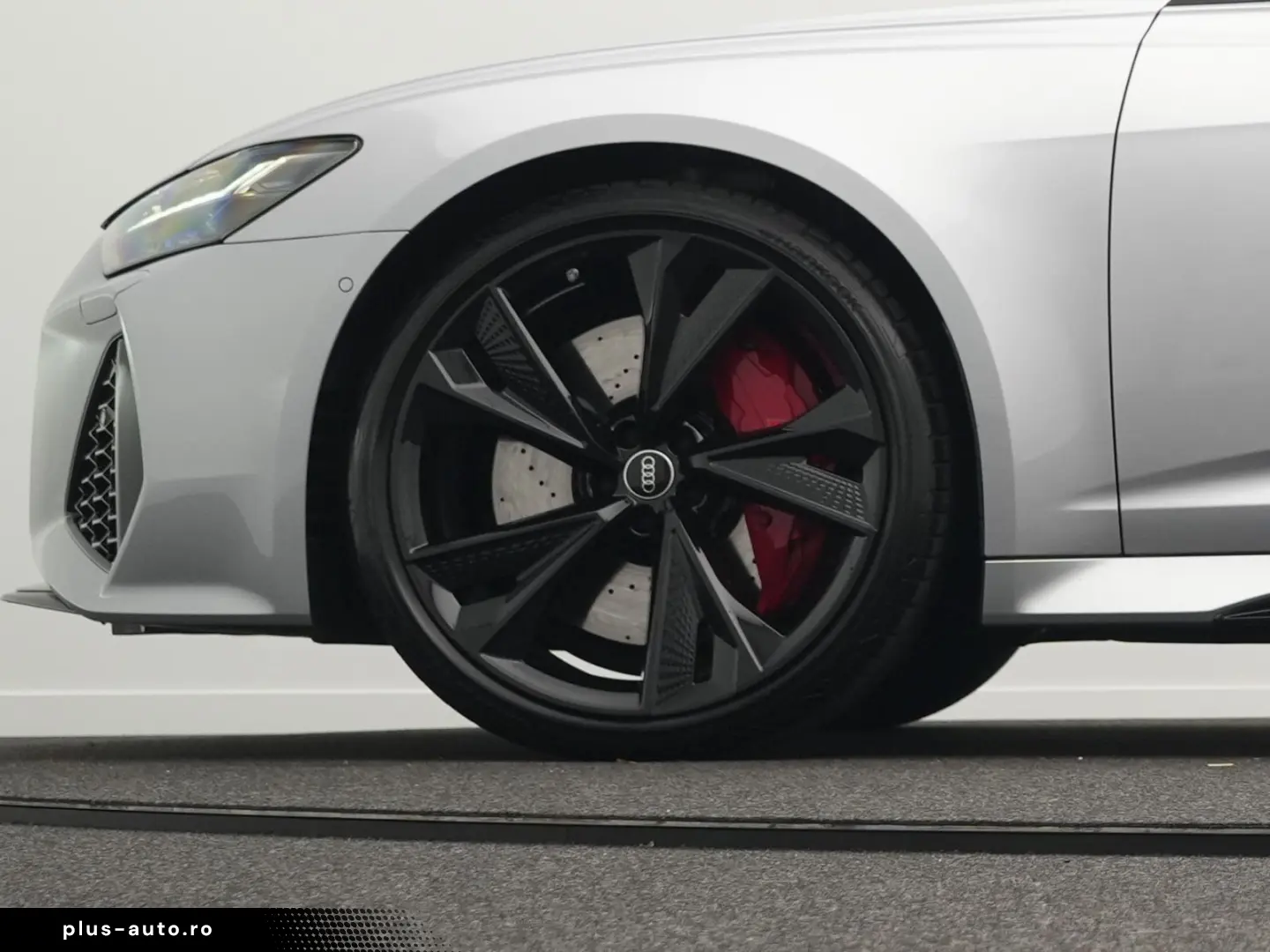 AUDI RS 6 Avant TFSI quattro  MATRIX StHz V-MAX 280