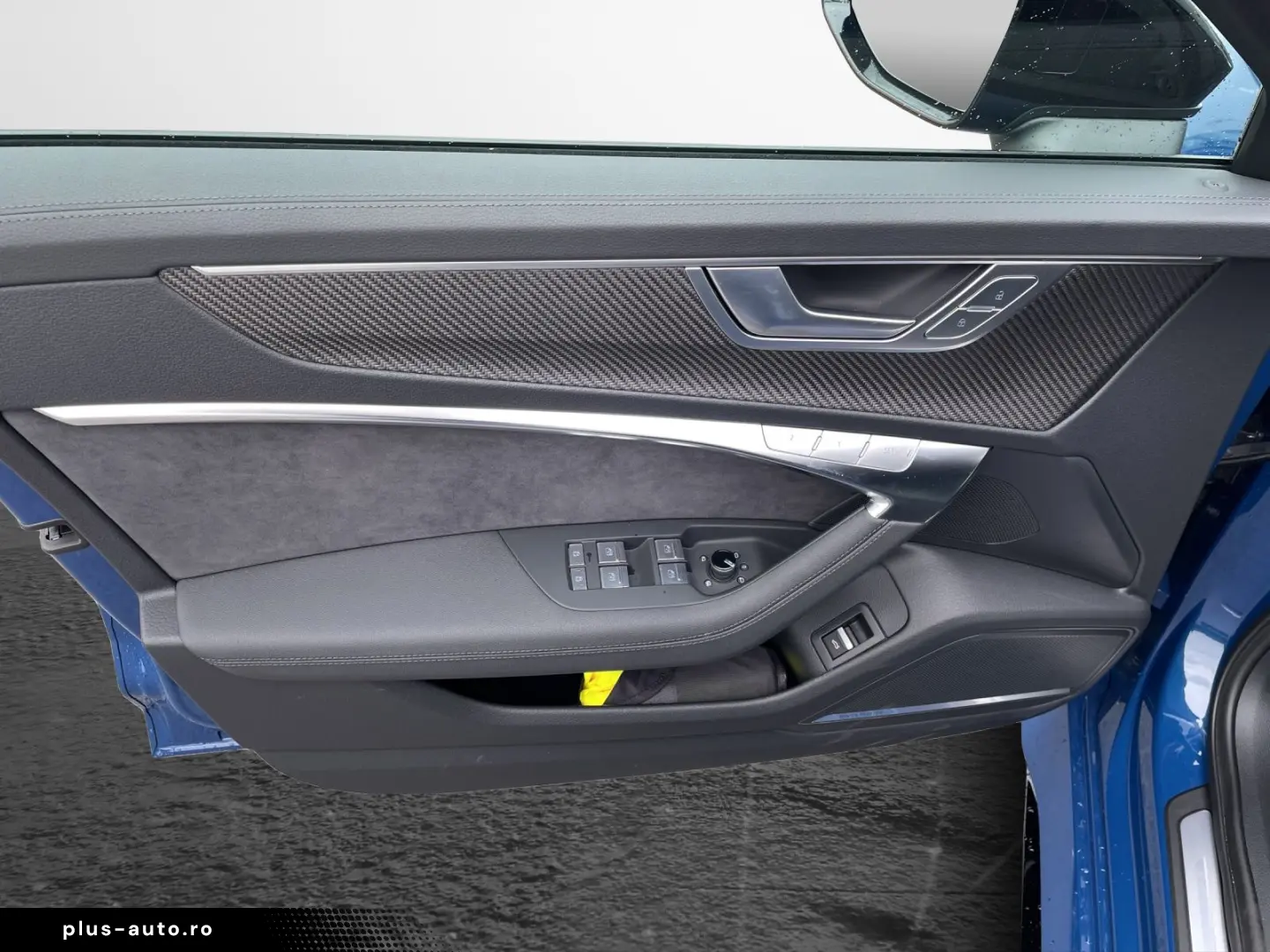 AUDI RS6 Avant TFSI tiptronic quattro  HeadUp Panodac