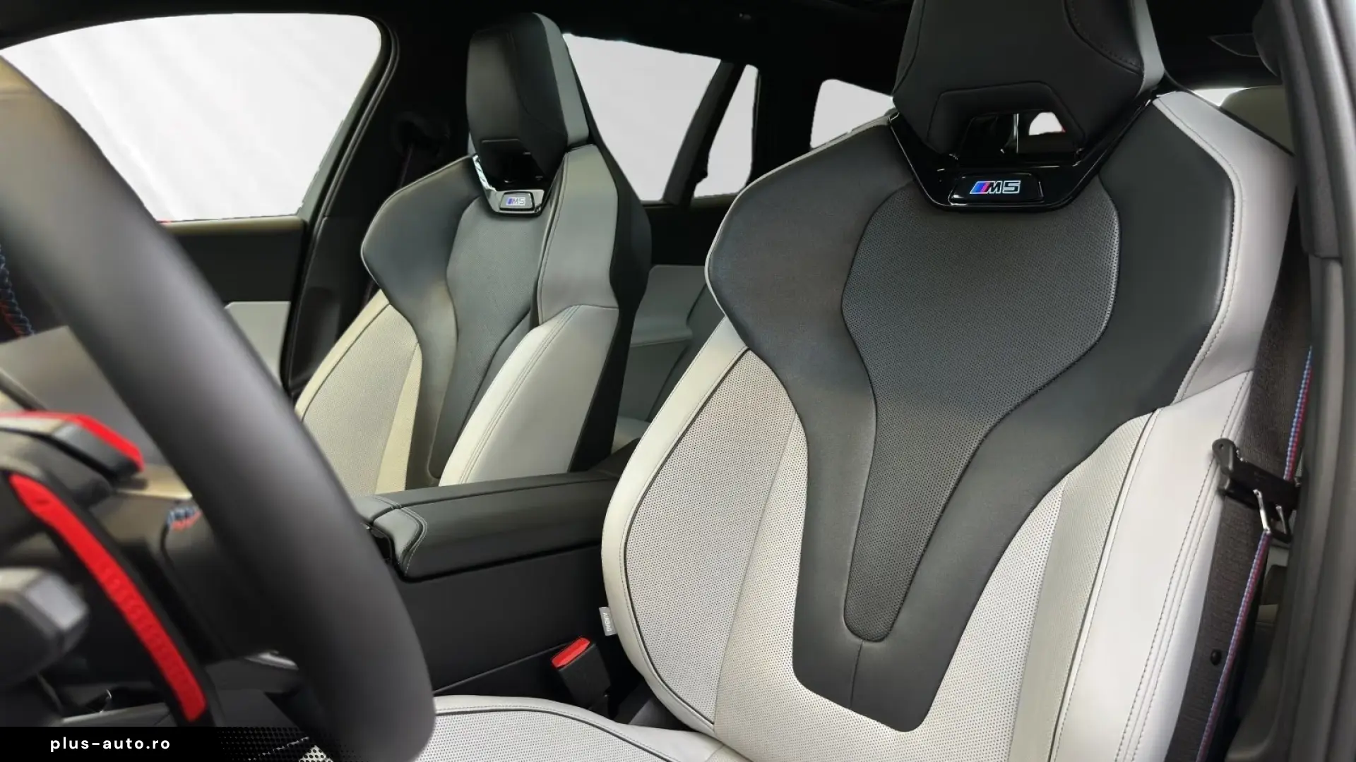 BMW M5 Touring  - Livrare imediata !