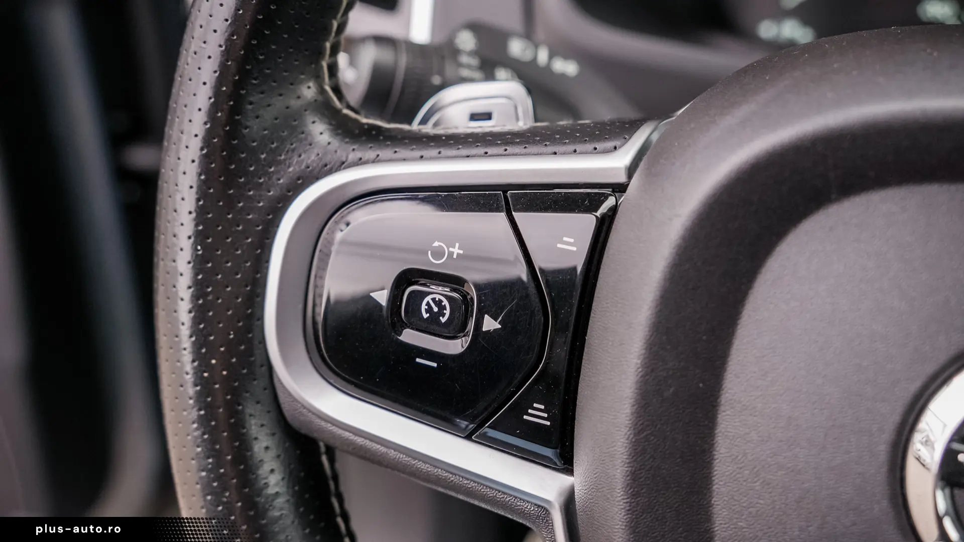 Volvo XC90 D5 AWD R-Design