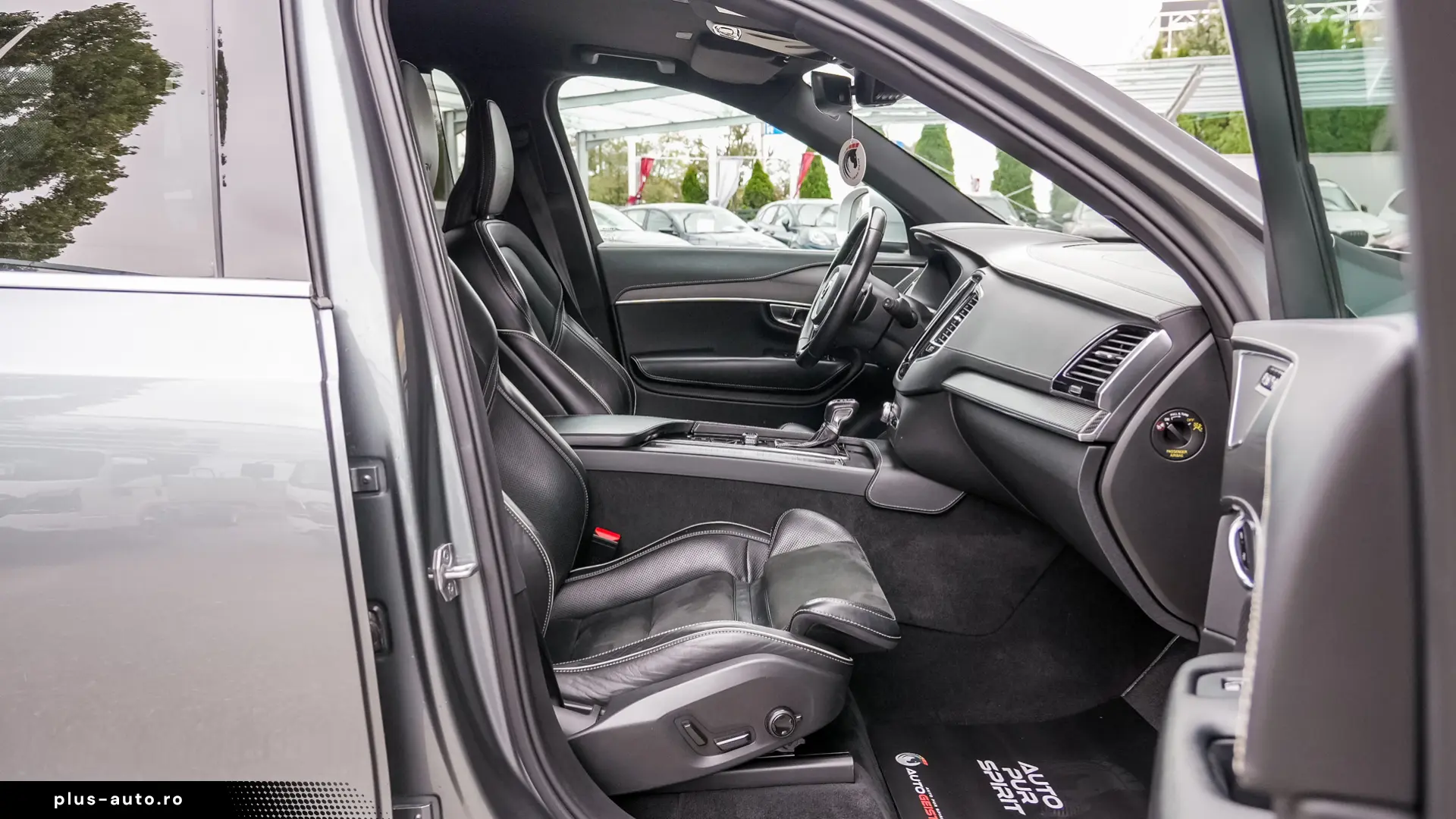 Volvo XC90 D5 AWD R-Design