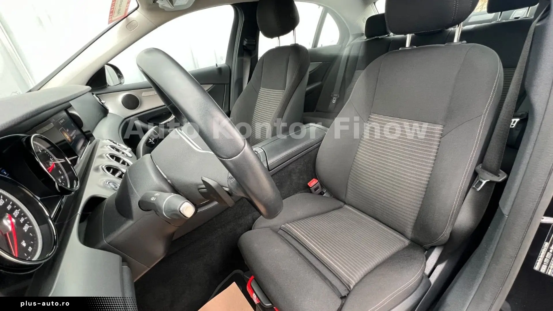 Mercedes-Benz E 220 d Avantgarde W213 DISTRONIC PLUS