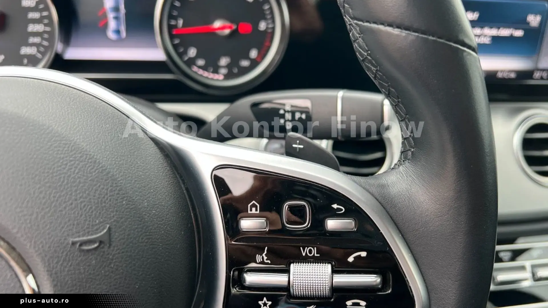 Mercedes-Benz E 220 d Avantgarde W213 DISTRONIC PLUS