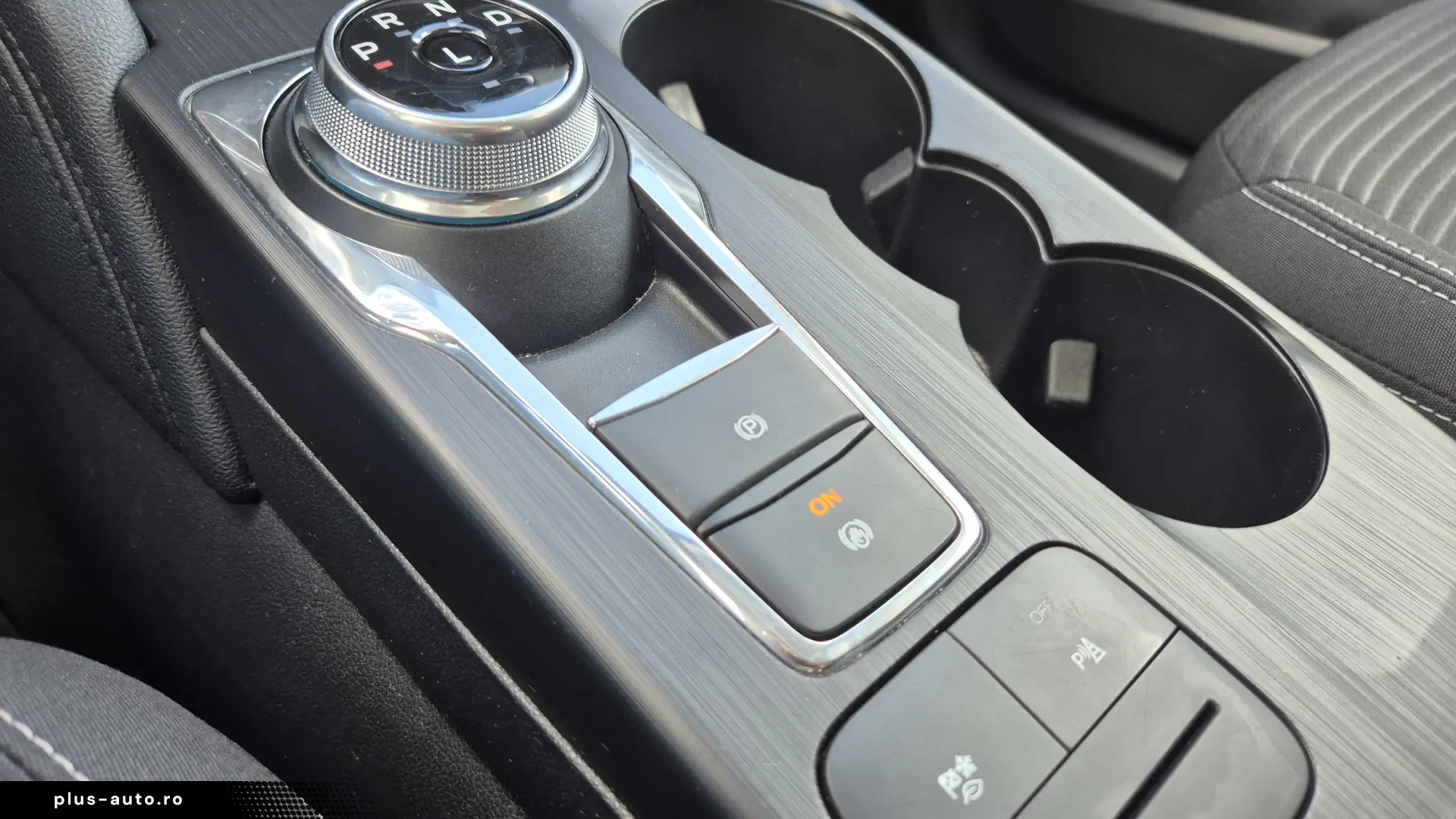 Ford Kuga 2.5 Duratec FHEV FWD Titanium