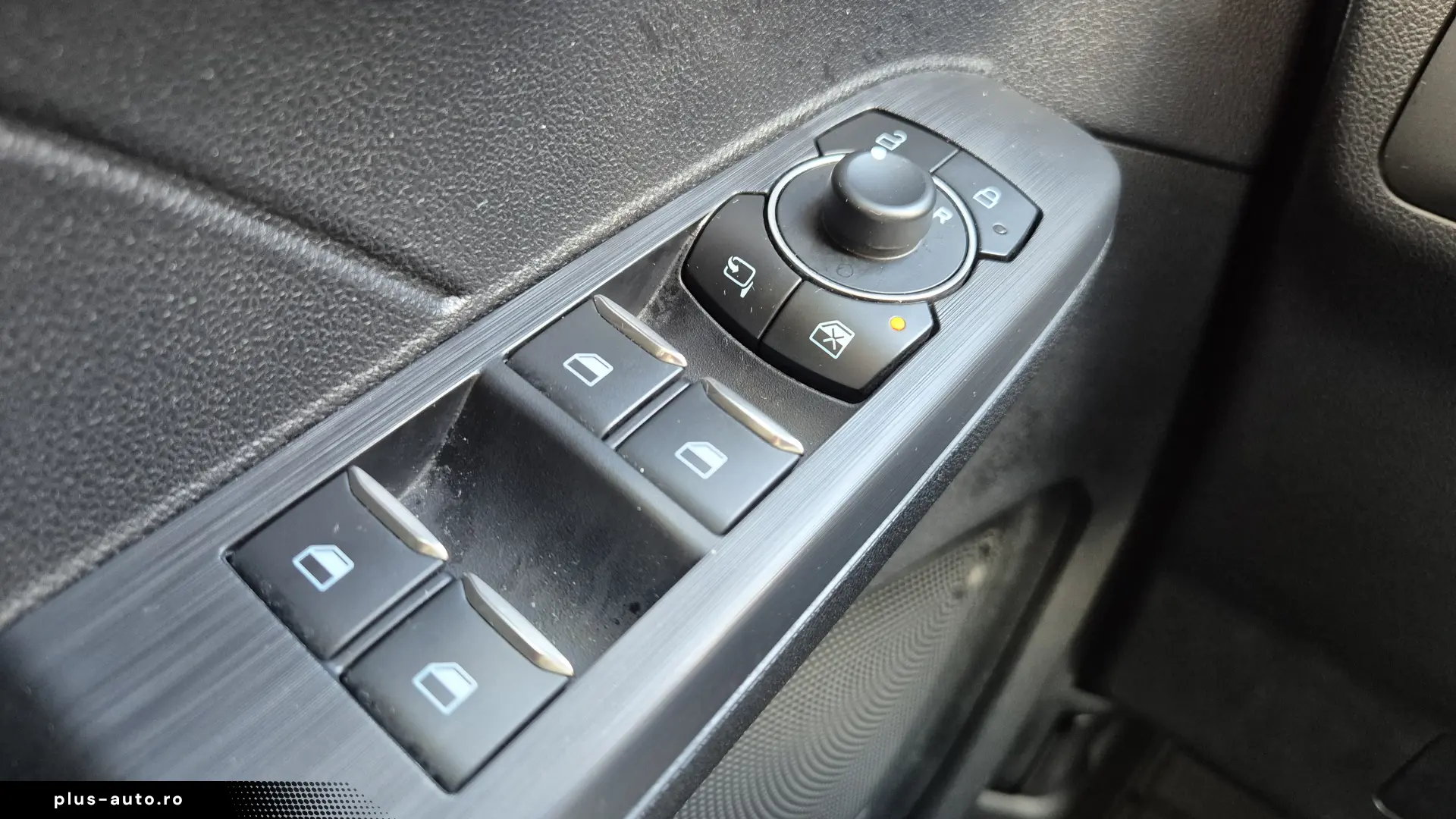 Ford Kuga 2.5 Duratec FHEV FWD Titanium