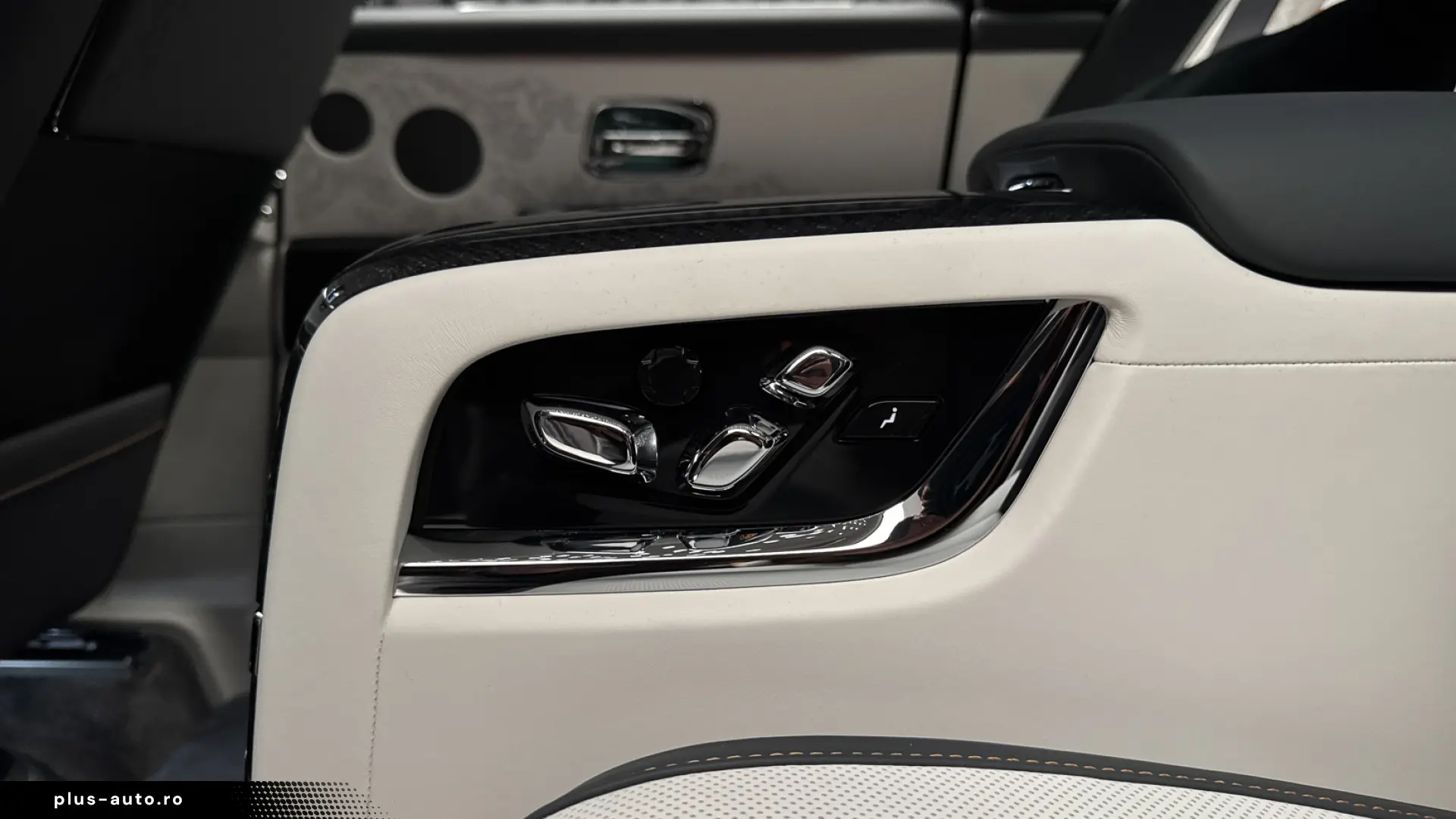 NEW 2026 ROLLS-ROYCE CULLINAN BLACK BADGE
