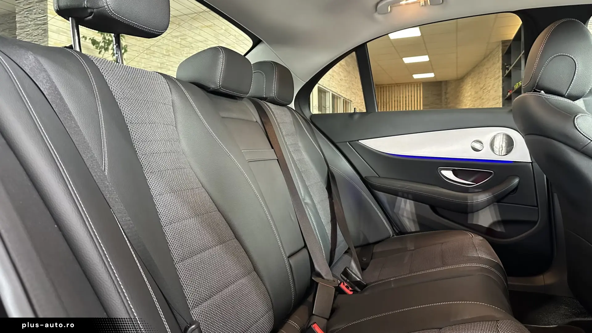 Mercedes-Benz E 220 d W213 BURMESTER • MBUX • COCKPIT