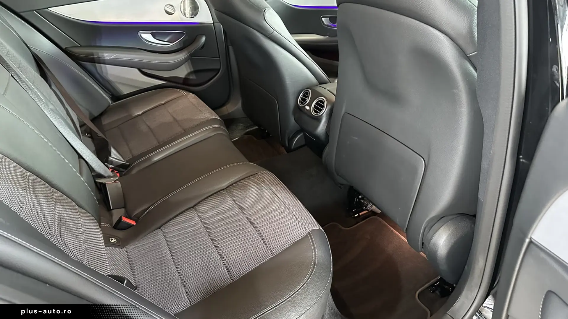 Mercedes-Benz E 220 d W213 BURMESTER • MBUX • COCKPIT