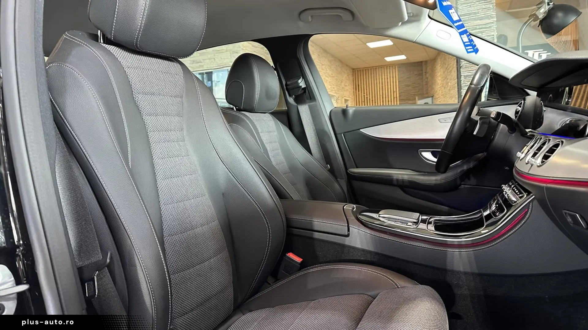 Mercedes-Benz E 220 d W213 BURMESTER • MBUX • COCKPIT