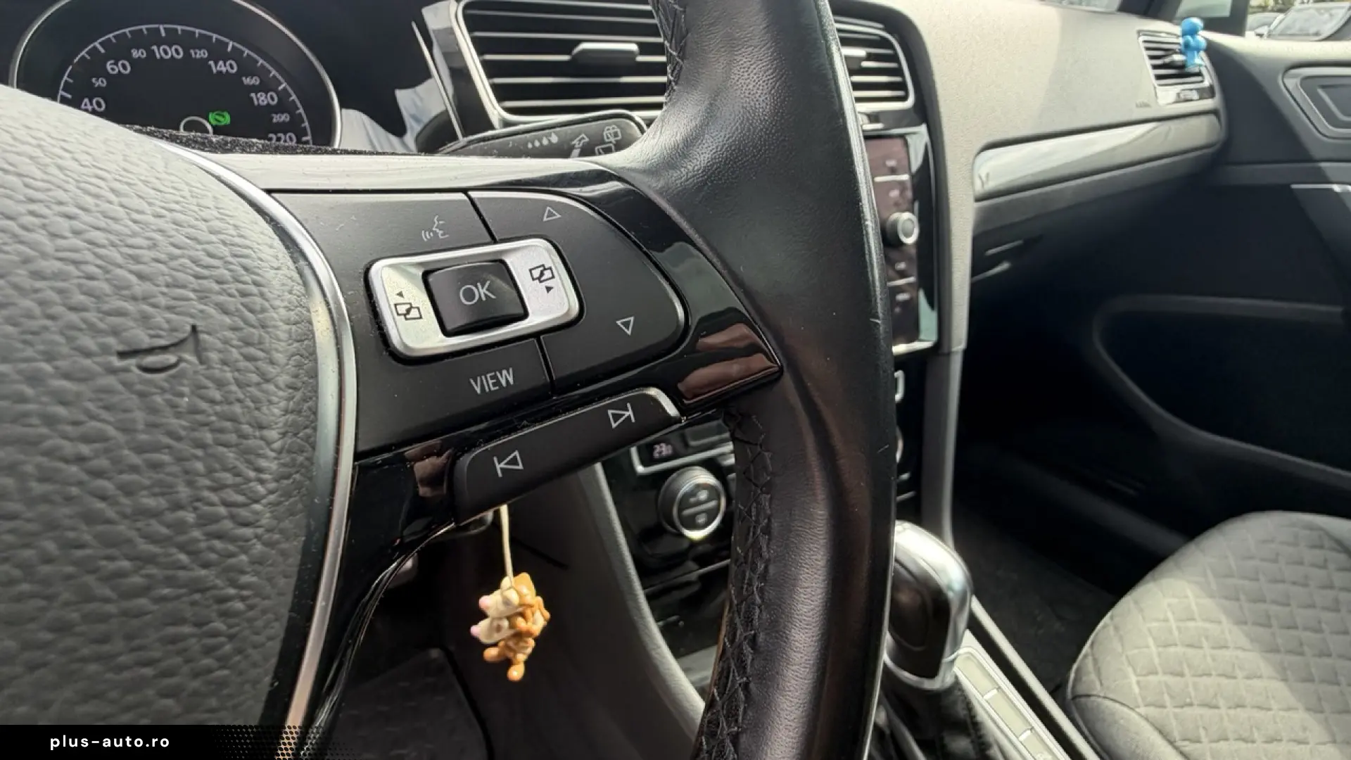 Volkswagen Golf VII 1.0 TSI DSG