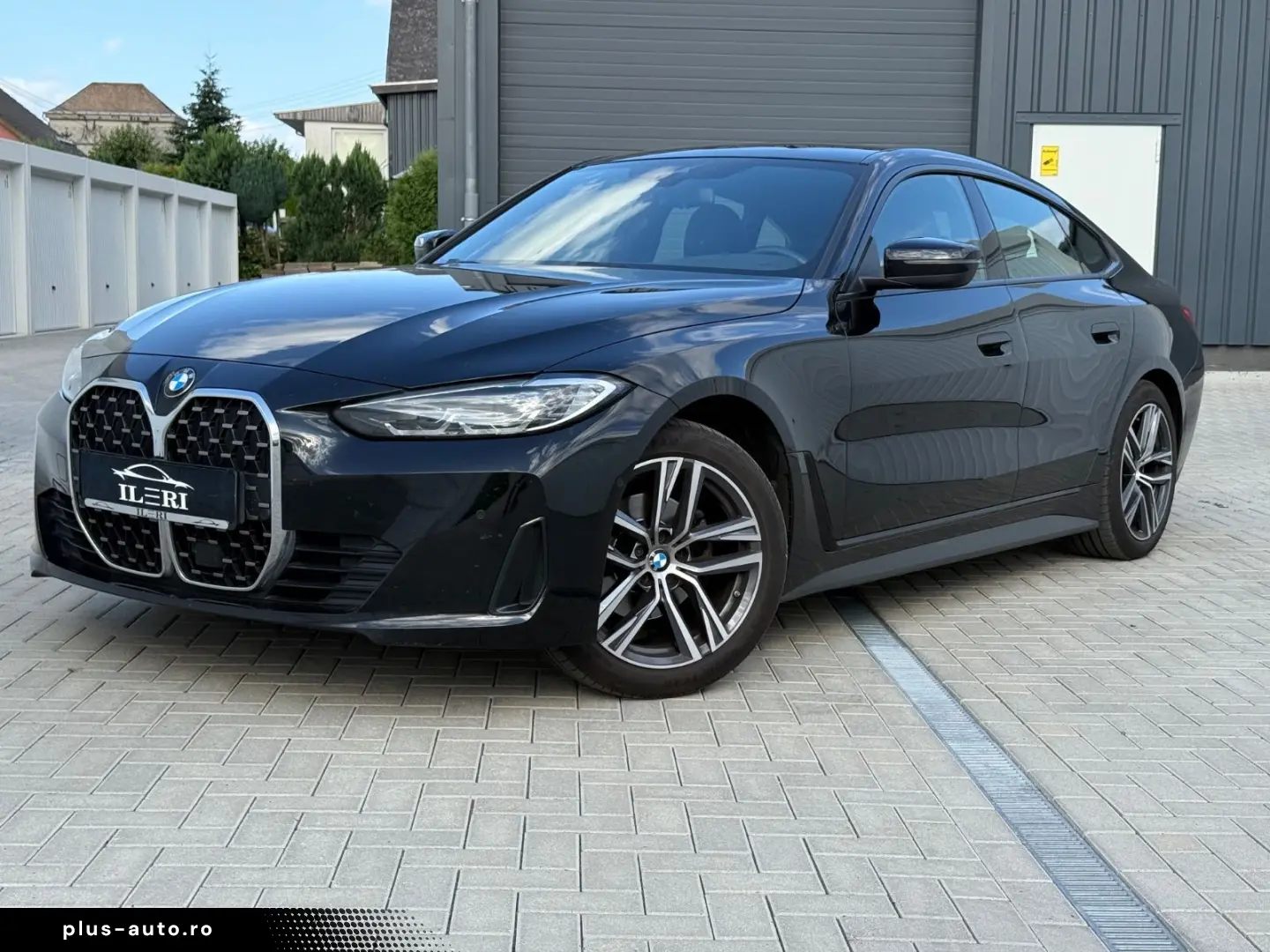 BMW 420 i Gran Coupé AMBIENTE HARMAN KARDO LED LEDER