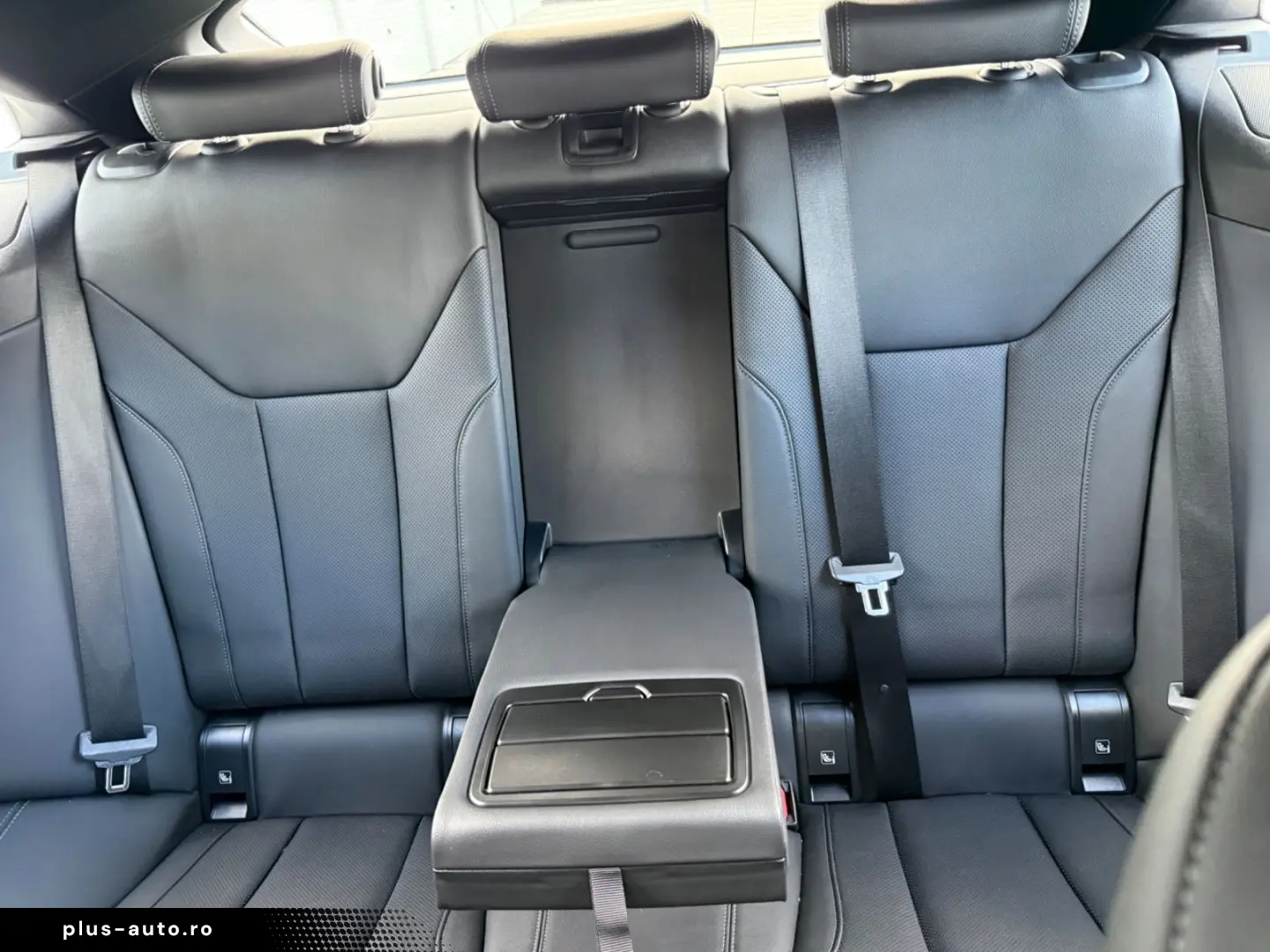 BMW 420 i Gran Coupé AMBIENTE HARMAN KARDO LED LEDER