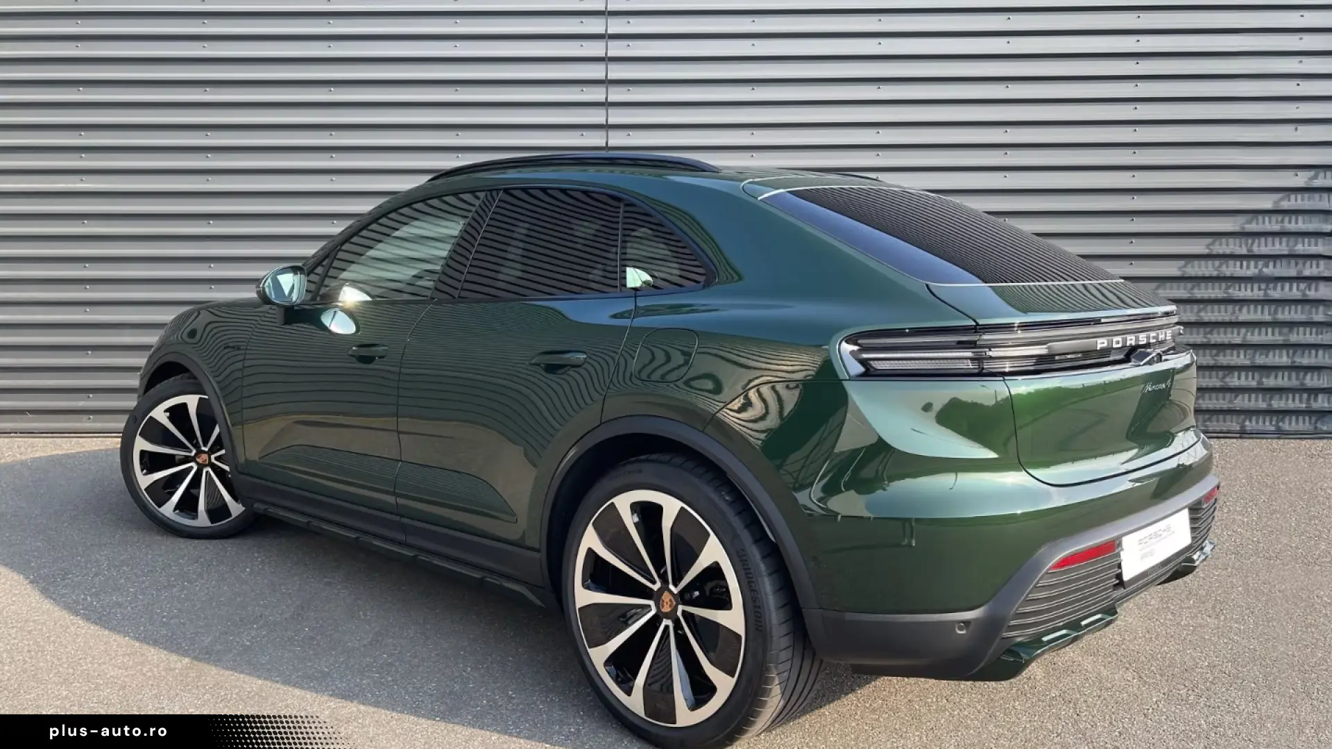 Porsche Macan 4