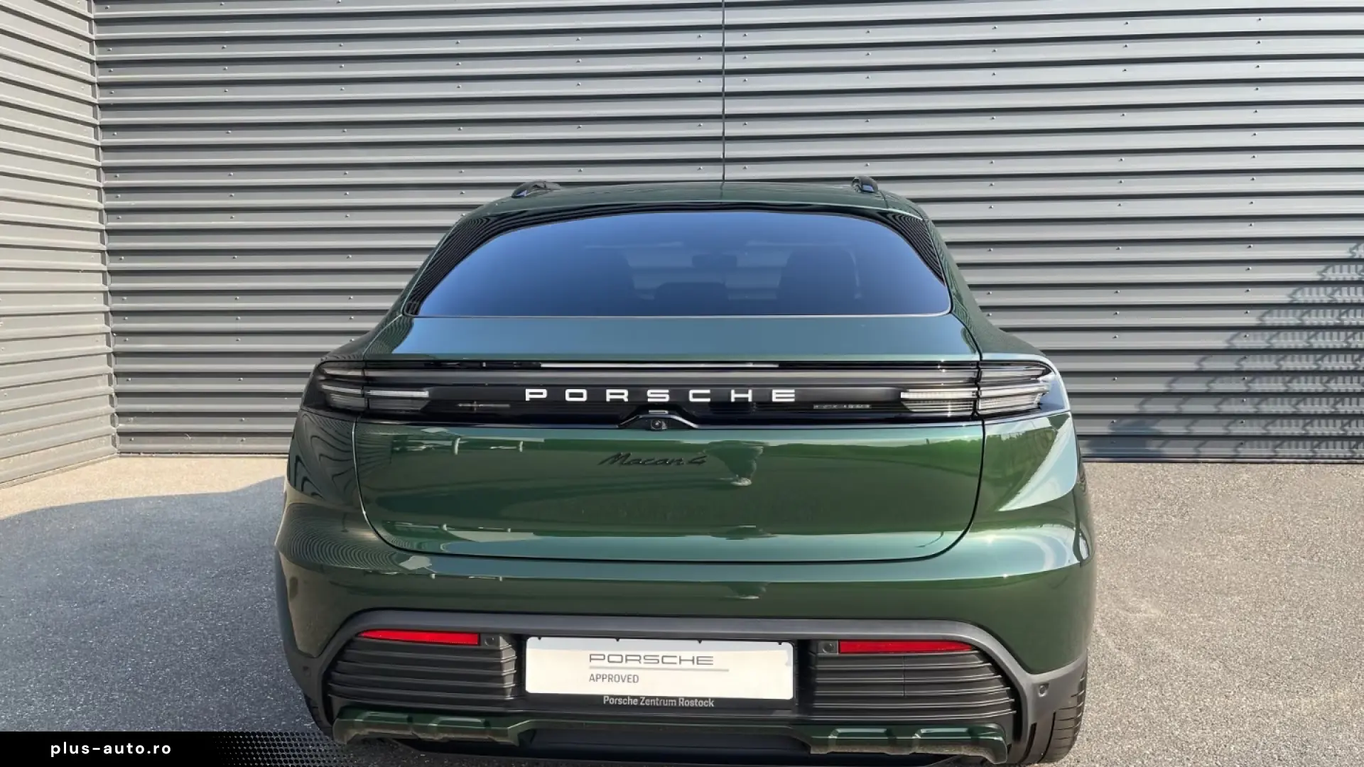 Porsche Macan 4