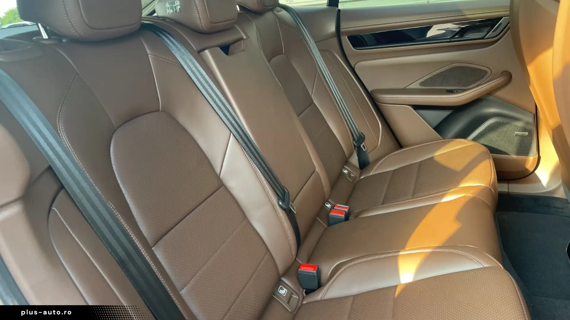 Porsche Macan 4