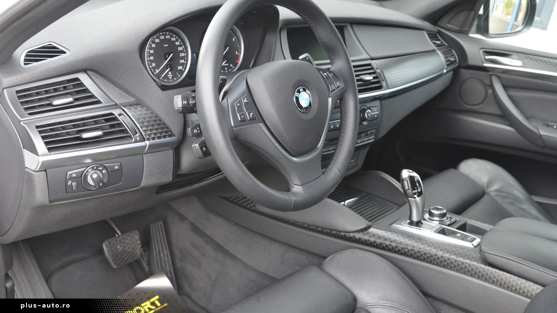 BMW X6 xDrive30d 245 CP Luxe A
