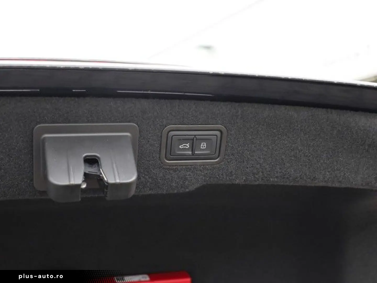 AUDI A8 60 TFSI e quattro LM20 ACC Pano HuD Massage D