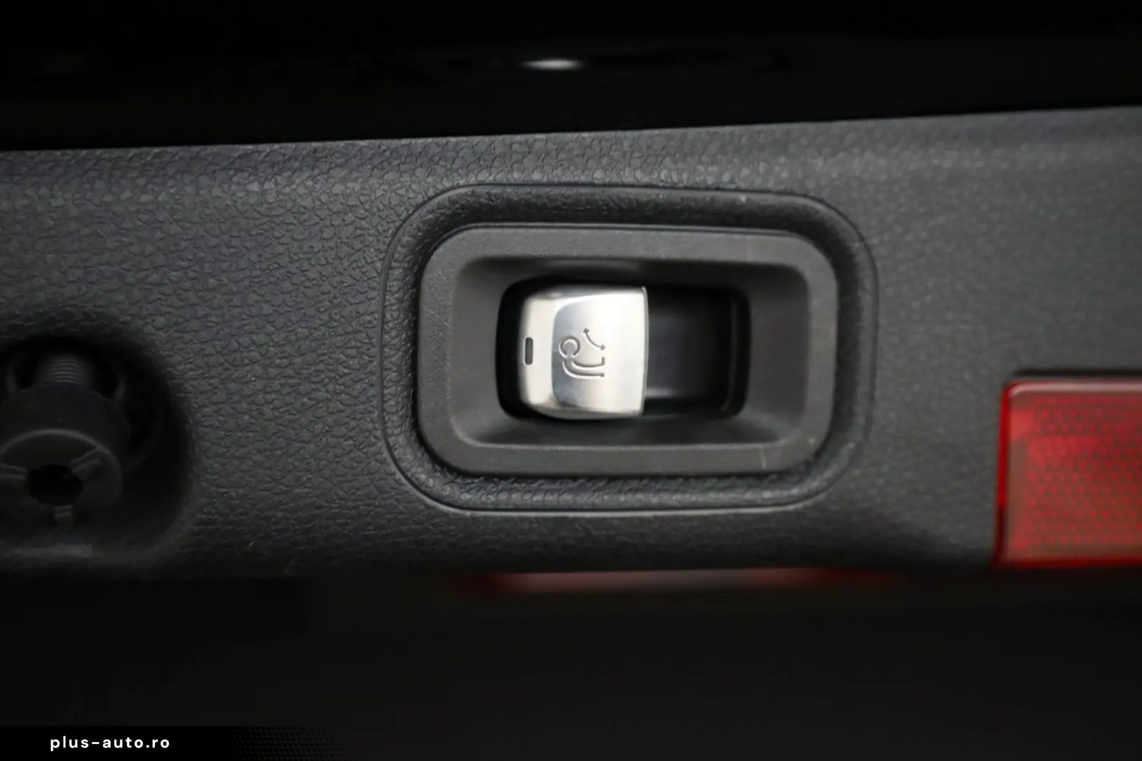 MERCEDES-BENZ E 300 d 4M Avantgarde Kamera Navi LED