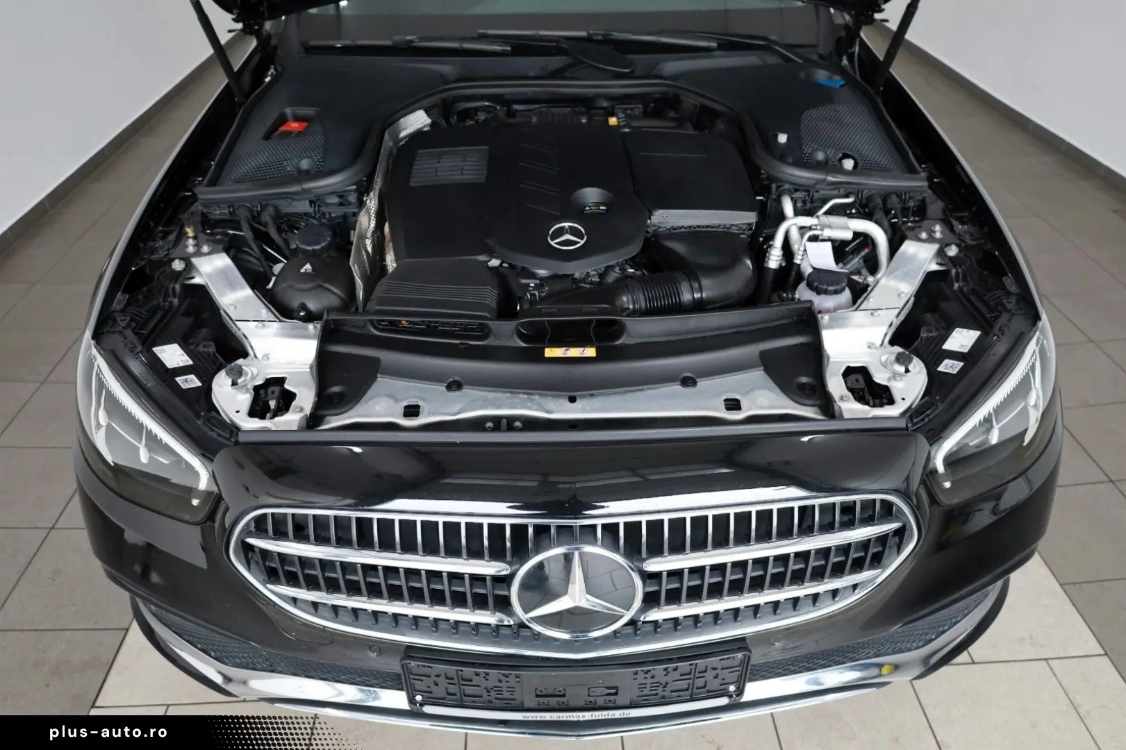 MERCEDES-BENZ E 300 d 4M Avantgarde Kamera Navi LED