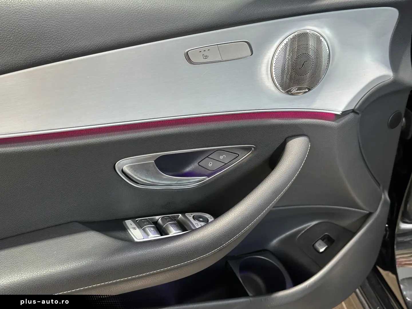 MERCEDES-BENZ E 220d Navi Burmester